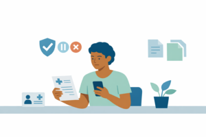 Pessoa adulta analisando relatório médico e celular após pedido de teclistamabe pelo plano, em ambiente sereno de cuidado.